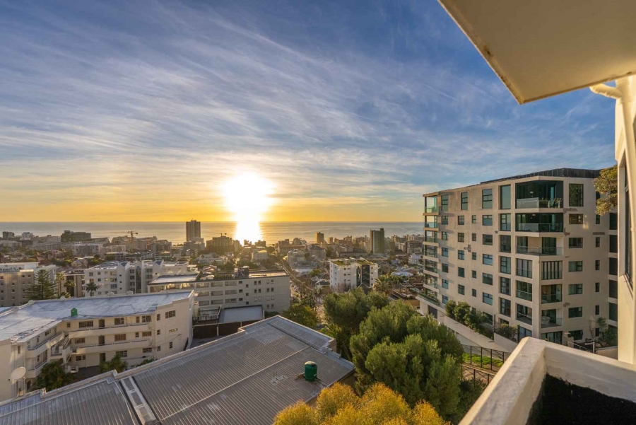 2 Bedroom Property for Sale in Fresnaye Western Cape